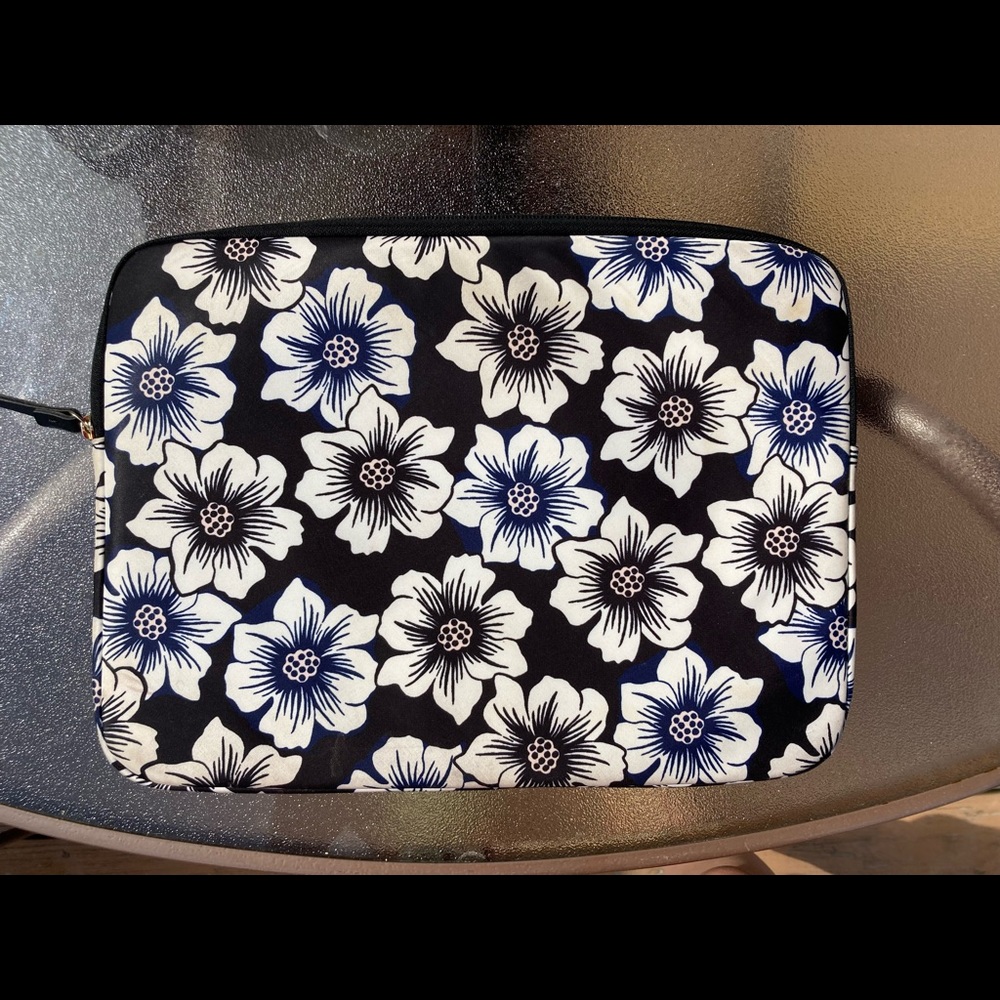 Kate spade laptop case!